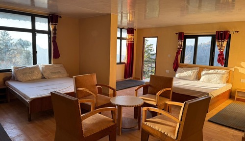 Habitación familiar, balcón