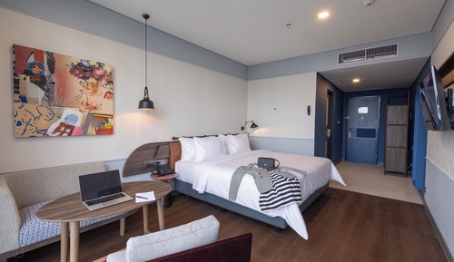Estudio (30 Double Bed)