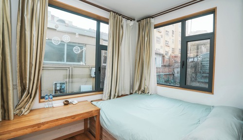 Suite económica, 3 habitaciones, no fumadores, cocina básica