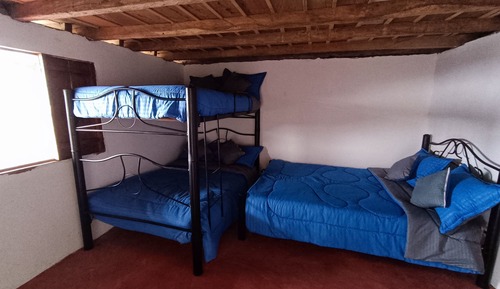 Habitación cuádruple, vistas a la colina