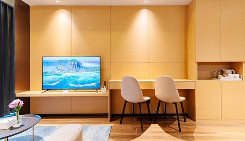 One-Bedroom Suite with City View