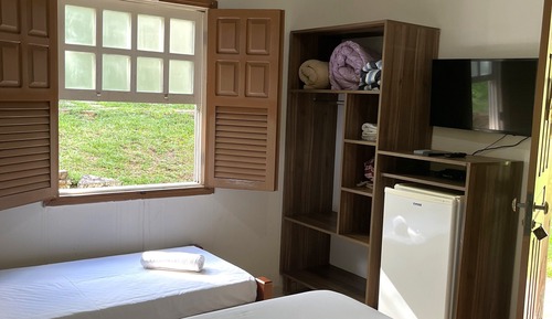 Habitación cuádruple estándar, vistas al jardín