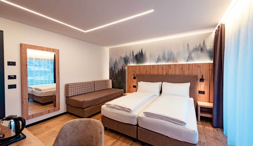 Habitación triple Confort, balcón