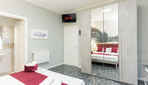 Habitación estándar con 1 cama doble o 2 individuales, balcón