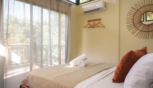 Bungalow Deluxe, vistas al jardín