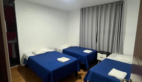 Habitación triple estándar, vistas a la ciudad