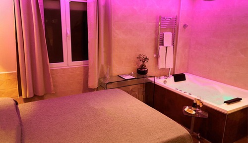 Habitación, bañera de hidromasaje