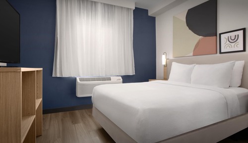 Habitación, 1 cama de matrimonio (Mobility & Hearing, Roll-in Shower)