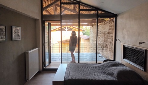 Habitación Confort doble, balcón, vistas al patio