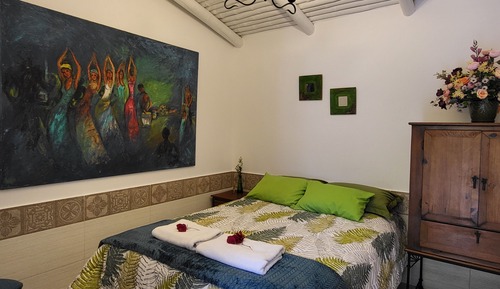 Habitación doble, patio