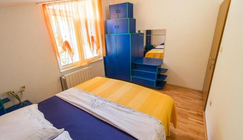 Apartamento (Two-Bedroom Apartment With Lake View)