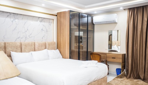 Habitación triple clásica