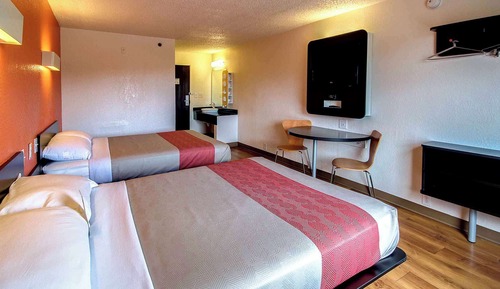 Habitación estándar, 2 camas de matrimonio, no fumadores, cocina básica