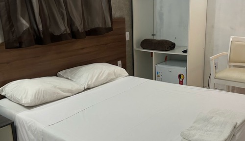 Habitación económica con 1 cama doble o 2 individuales