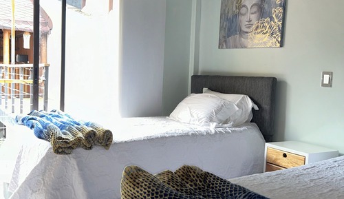 Habitación estándar con 1 cama doble o 2 individuales