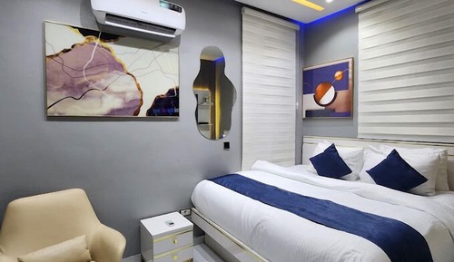 Apartamento económico, balcón, vistas a la ciudad