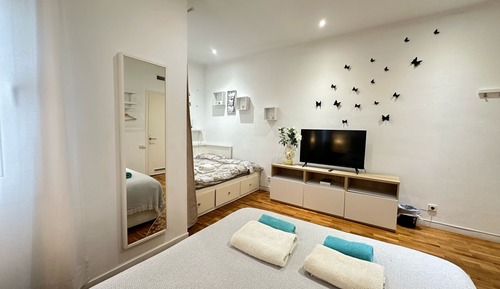 Habitación cuádruple, baño compartido