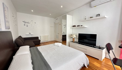 Habitación cuádruple, baño compartido