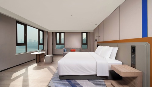 Suite, 1 cama de matrimonio grande, vistas al río
