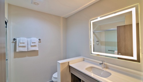 Suite, 2 camas de matrimonio, bañera accesible, no fumadores (Mobility, Accessible Tub)