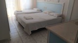 Comfort Quadruple Room, Balcony, Pool View