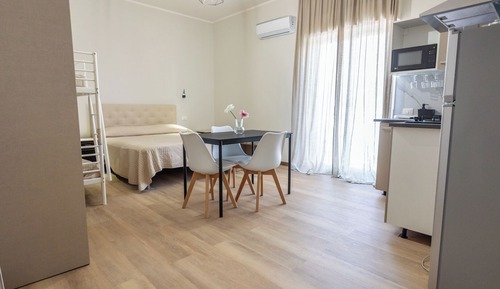 Estudio estándar, balcón, vistas a la ciudad