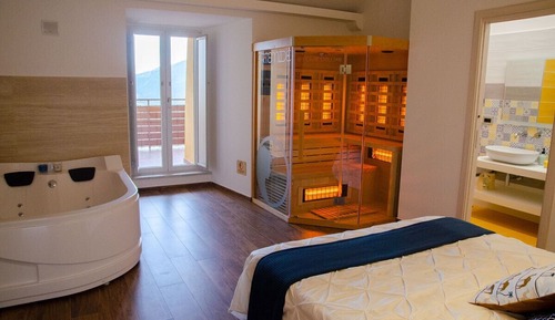 Suite, balcón, vistas al mar