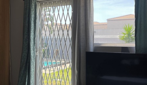 Habitación Confort, 1 cama de matrimonio, vistas a la piscina