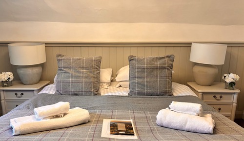 Habitación con 1 cama doble o 2 individuales