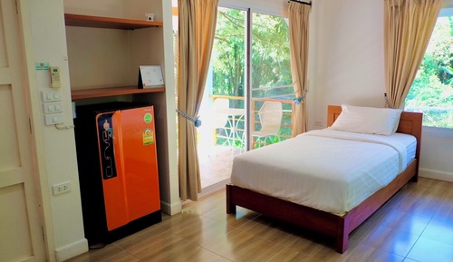 Habitación superior con 2 camas individuales