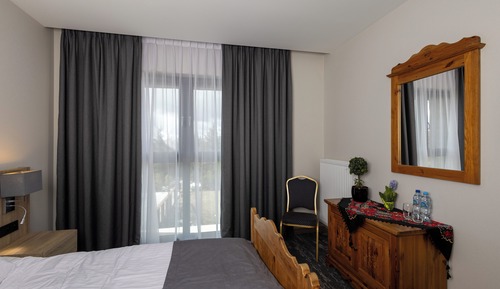Habitación estándar con 1 cama doble o 2 individuales