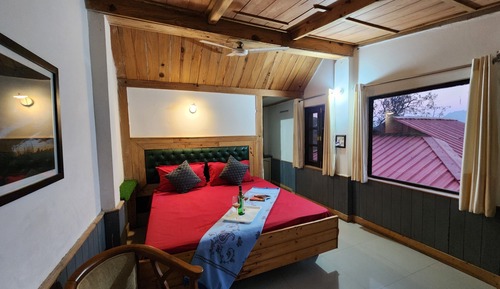 Habitación de diseño, vistas a la montaña
