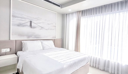 Habitación individual Deluxe, 1 cama de matrimonio grande, cocina básica, vistas a la ciudad