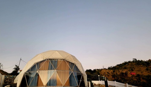 Tienda Deluxe, balcón, vistas al valle