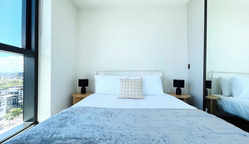 Deluxe Apartment, City View