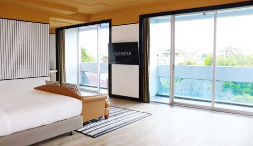 Premium Suite Room With Bathtub