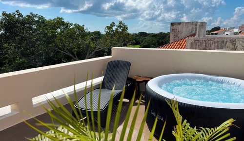 Estudio junior, 1 cama de matrimonio grande con sofá cama, frigorífico, vistas al campo de golf