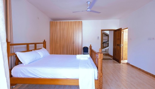 Apartamento de lujo, balcón