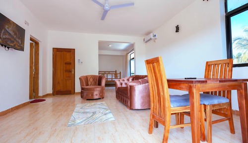 Apartamento superior, balcón, vistas a la piscina