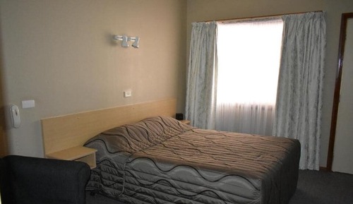 Habitación económica, vistas al jardín