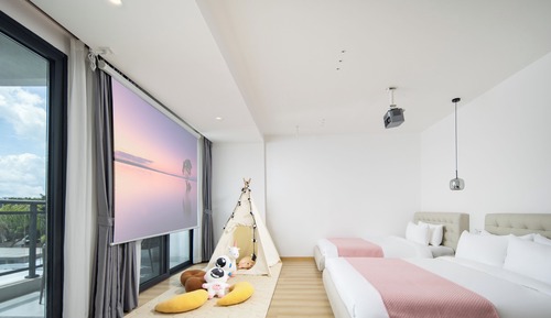Habitación clásica con 2 camas individuales, vistas a la piscina