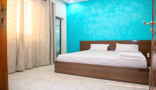 Apartamento de lujo, balcón