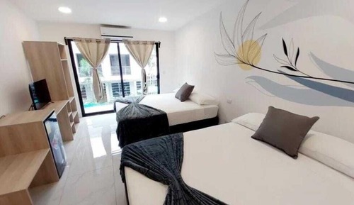Habitación superior, 1 habitación, en una planta alta
