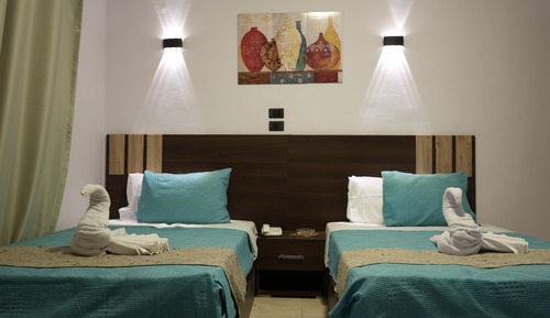 Habitación doble, balcón, vistas a la ciudad