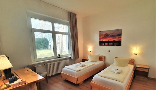 Habitación Confort con 2 camas individuales, vistas al jardín