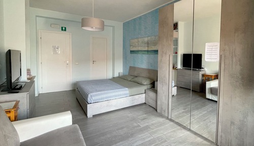 Blue room, family double