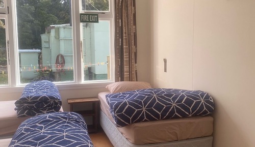 Dormitorio compartido estándar, vistas al patio