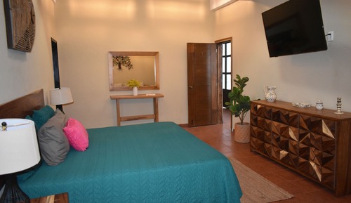 Habitación Confort doble, 1 cama de matrimonio grande, no fumadores, baño privado