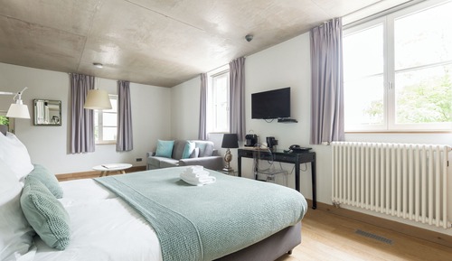 Suite familiar