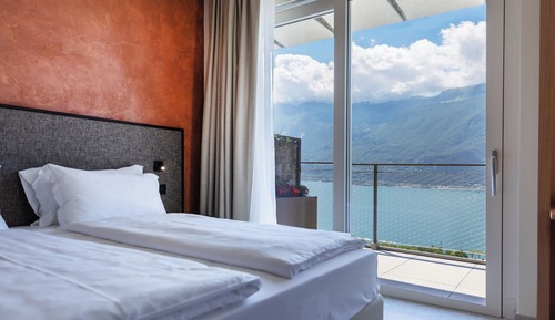 Suite junior, vistas al lago (DREAM)